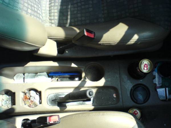 2000 Ford Escape Interior Before