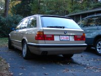 525iTback.JPG