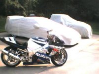 gsxr1[1].jpg