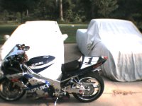 gsxr11[1].jpg