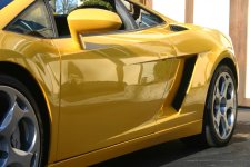 Lambo 02.jpg