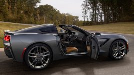 2014-chevrolet-corvette-stingray-naias-11.jpg