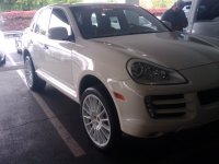 Porshe Cayenne S front.jpg