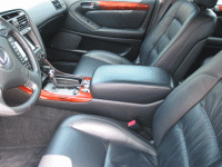 gs3-front-seats.gif
