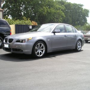 05' BMW 530i