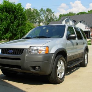 2002 Escape, with Z2 Pro, front shot
