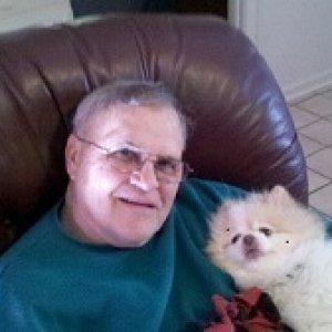 027_Walt_n_Hugs