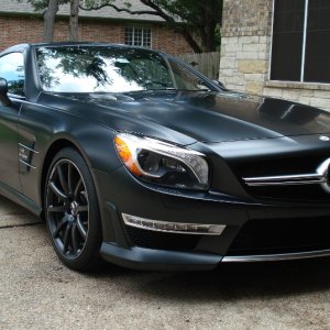 AMG 10