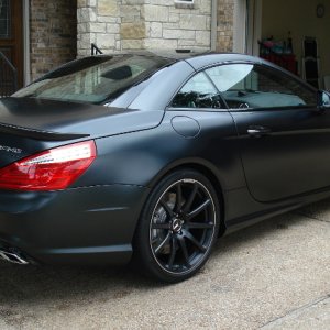 AMG 04
