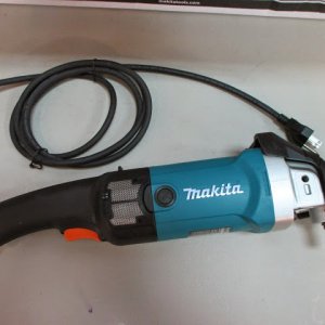 Makita 9237CX2