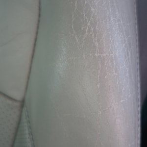 2011 Lexus ES350 semi-aniline