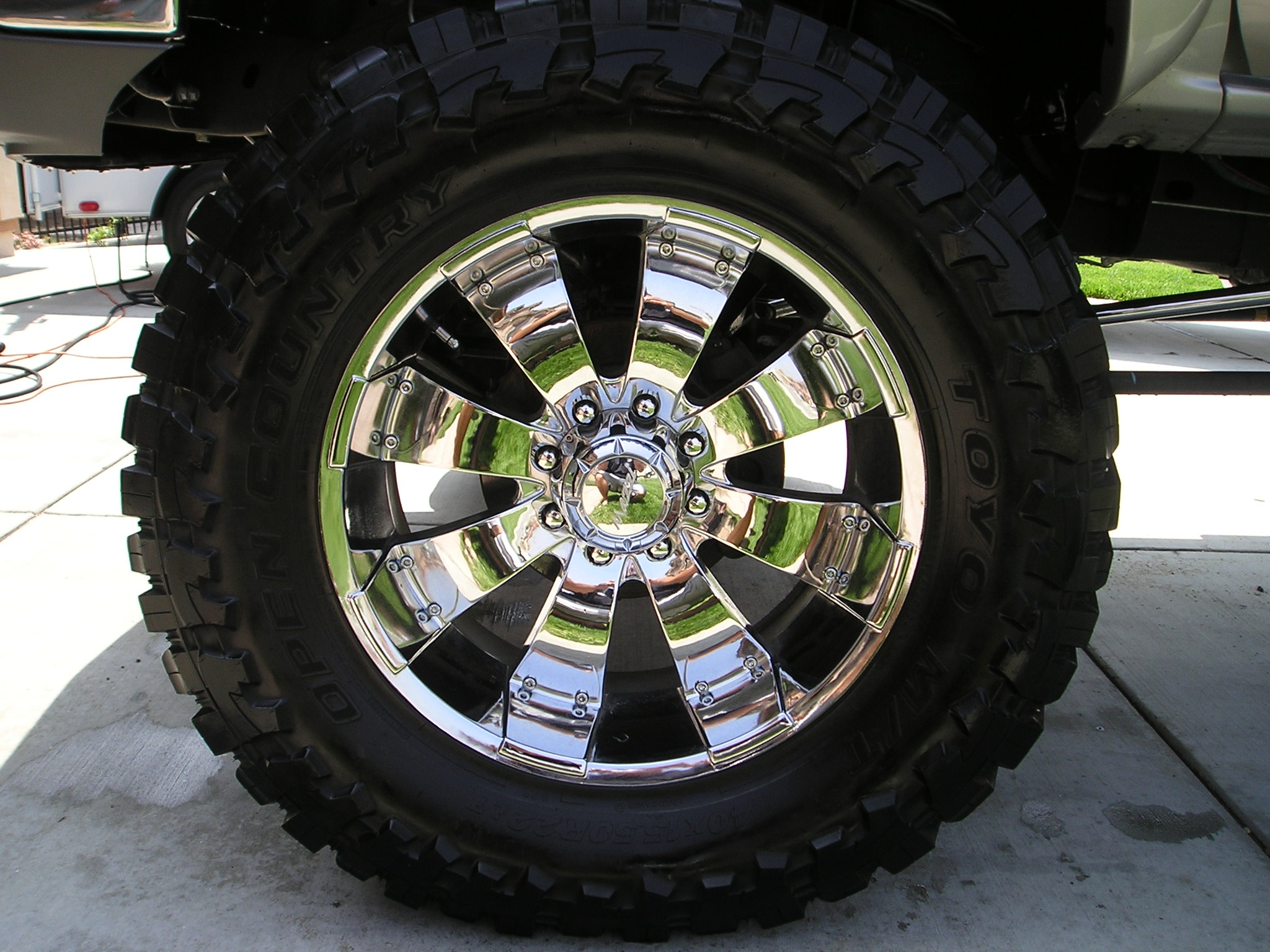 22' monsters (cali style)