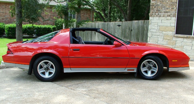 '82 Camaro 01