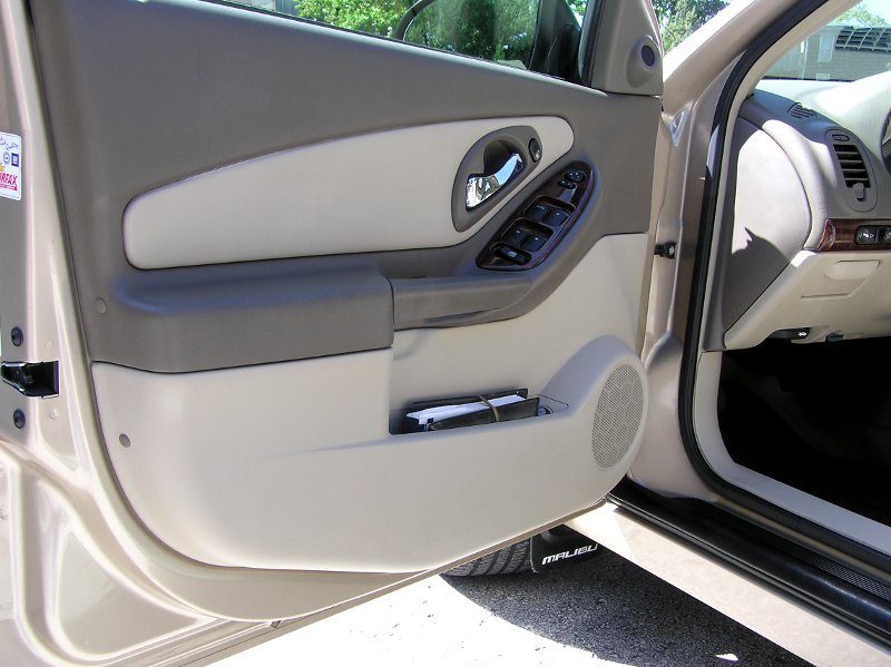 After-2004_Malilbu-Drivers_Interior_Door_Panel-8