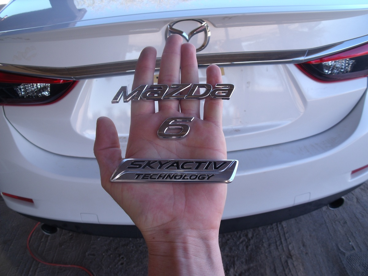 debadge2