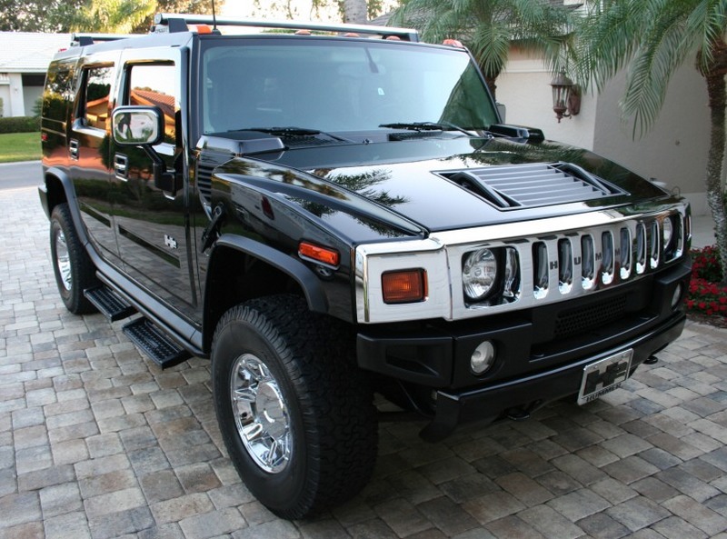 Hummer H2   1 of 2