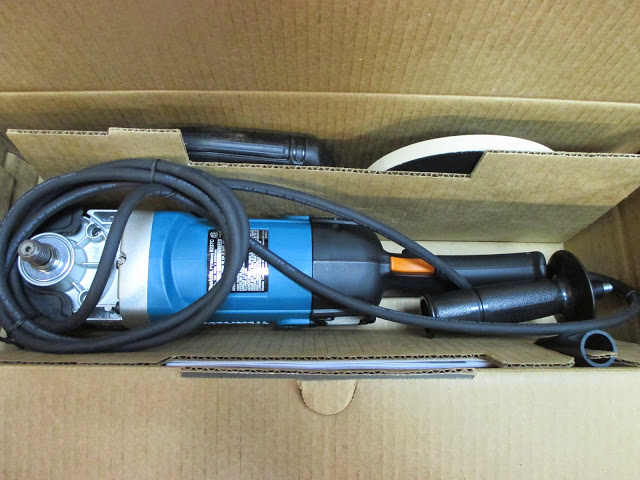 Makita 9237CX2