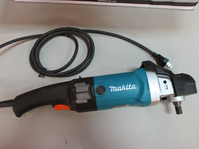 Makita 9237CX2