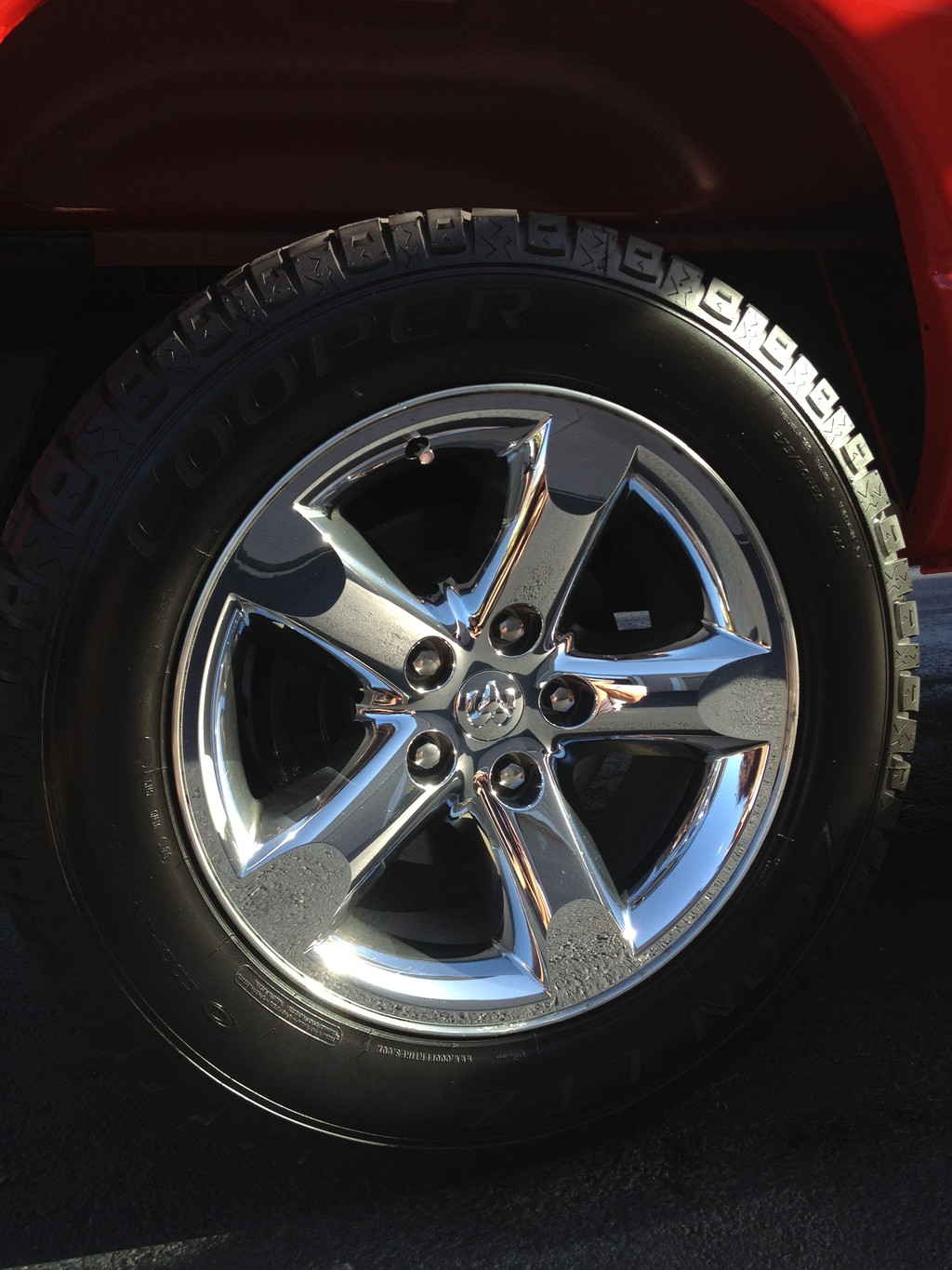 Pinnacle_Tire_2